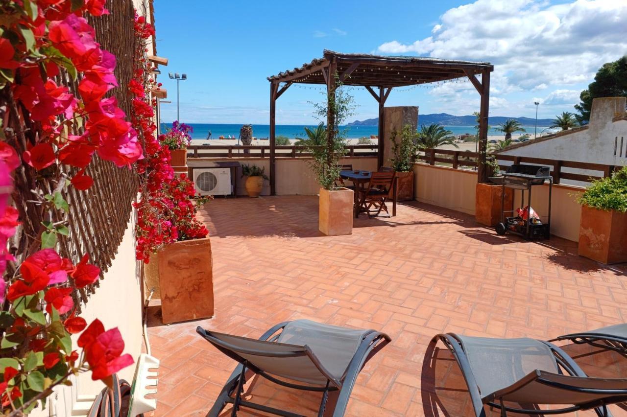 Seafront L'Estartit Roof Apartment Bagian luar foto